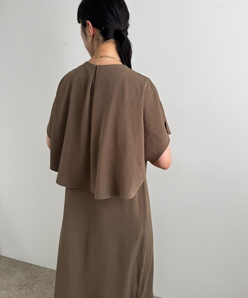 LHELBIE(レルビエ)の「ハーフジップケープワンピ(サロペット/オーバーオール・レディース・ブラック/ネイビー/ブラウン・M)」の21枚目の写真
