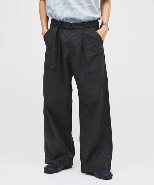 JOURNAL STANDARD(ジャーナルスタンダード)の「コットン リネン ベルテッド ワイド カット ベイカー パンツ(カーゴパンツ・メンズ・ブラック/ダークグリーン/オレンジ/アイボリー・SMALL/MEDIUM/LARGE)」の9枚目の写真