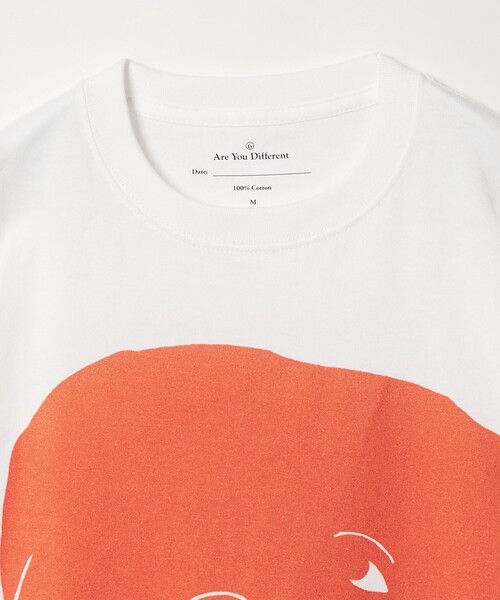 6(ロク)の「【別注】<Are You Different for 6>TWO PEOPLE RED/Tシャツ(Tシャツ/カットソー・レディース・ホワイト・XL/M)」の3枚目の写真