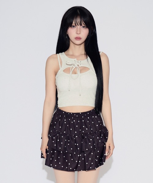 tinkerend(ティンカーエンド)の「【カップ付き】Cutout Lace-up Tank Top / カットアウトレースアップタンクトップ(タンクトップ・レディース・ブラック/ホワイト・FREE)」の3枚目の写真