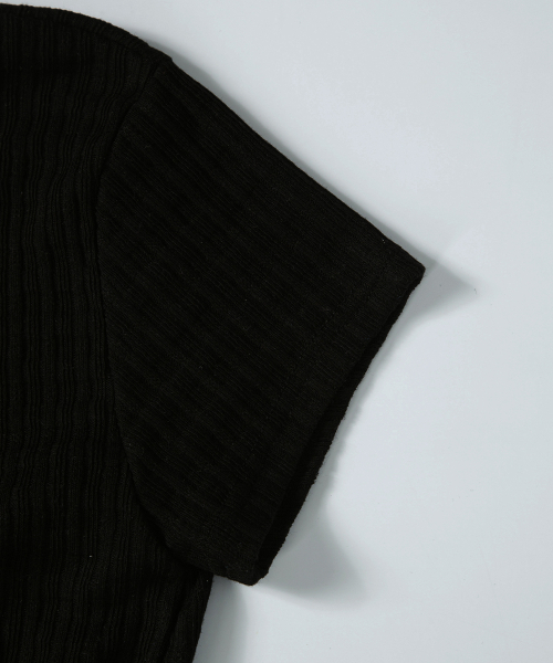 ASON（アズオン）の「SOFT SHIRRING TEE / BLACK（Tシャツ/カットソー・レディース・その他・FREE）」の5枚目の写真