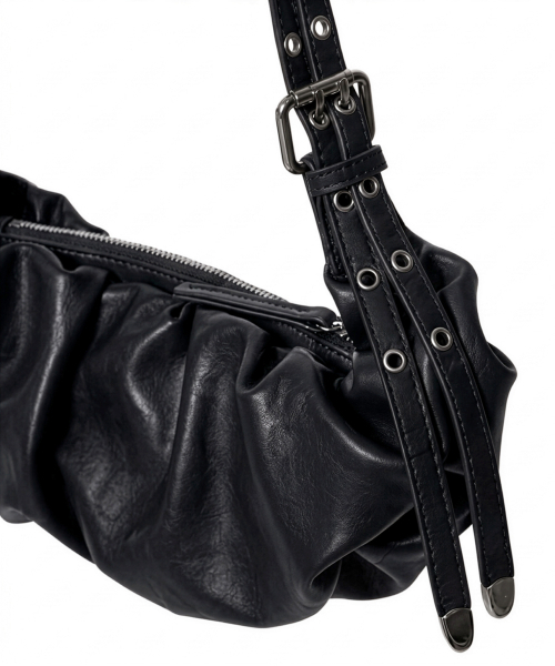 FLAREUP（フレアアップ）の「Draped Leather Bag (FL-745_Black)（ショルダーバッグ・レディース・ブラック・OS）」の2枚目の写真