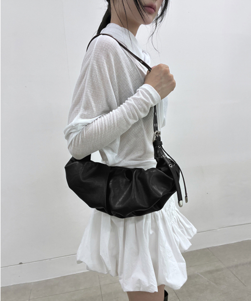 FLAREUP（フレアアップ）の「Draped Leather Bag (FL-745_Black)（ショルダーバッグ・レディース・ブラック・OS）」の7枚目の写真