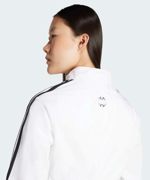 adidas（アディダス）の「チームガイスト アディカラー クロップド トラックトップ / ジャージ / アディダスオリジナルス adidas Originals（ジャージ・レディース・ホワイト・SMALL/MEDIUM/LARGE/X-LARGE/XX-LARGE/X-SMALL）」の6枚目の写真