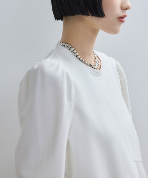 ADAM ET ROPE'（アダムエロペ）の「【WEB限定】・【定番】フリルペプラムロングスリーブカットソー（Tシャツ/カットソー・レディース・ブラック/ホワイト・FREE）」の4枚目の写真