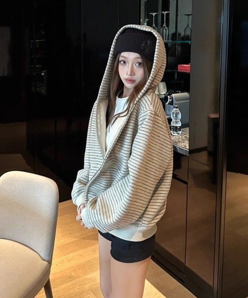 Ressaca（レサーカ）の「ボーダー柄ジップパーカー（パーカー・レディース・ブラック/ベージュ・M）」の14枚目の写真