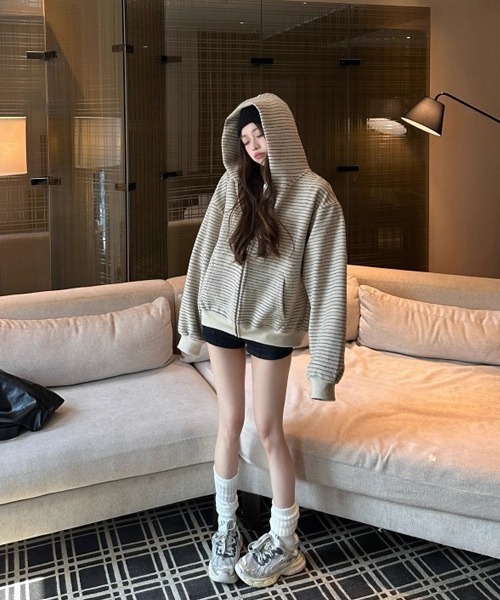 Ressaca（レサーカ）の「ボーダー柄ジップパーカー（パーカー・レディース・ブラック/ベージュ・M）」の16枚目の写真