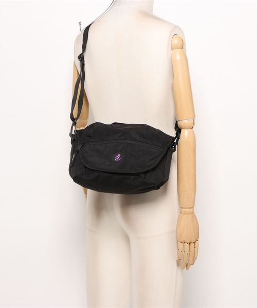 Gramicci(グラミチ)の「【RE】【GRAMICCI(グラミチ) 】MULTI SIDE BAG(ボディバッグ/ウエストポーチ・メンズ・ブラック・FREE)」の2枚目の写真