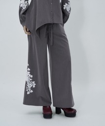 HARE（ハレ）の「LACEシシュウポイントパンツ(HARE)（スラックス）」
