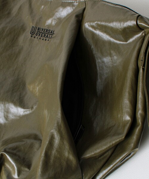 UNIVERSAL OVERALL(ユニバーサルオーバーオール)の「【UNIVERSAL OVERALL】Surplus HOBO shoulder bag(ショルダーバッグ・メンズ・チャコールグレー/ダークカーキ・FREE)」の9枚目の写真