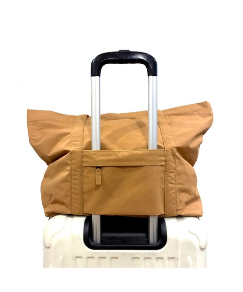 ROOTOTE（ルートート）の「ルートート / トートバッグ 大容量 撥水 軽量 1泊 旅行 キャリーオン 通勤 SC.グランデ.ジップ-B（トートバッグ・レディース・ブラック/グレー/レッド/タン・FREE）」の10枚目の写真