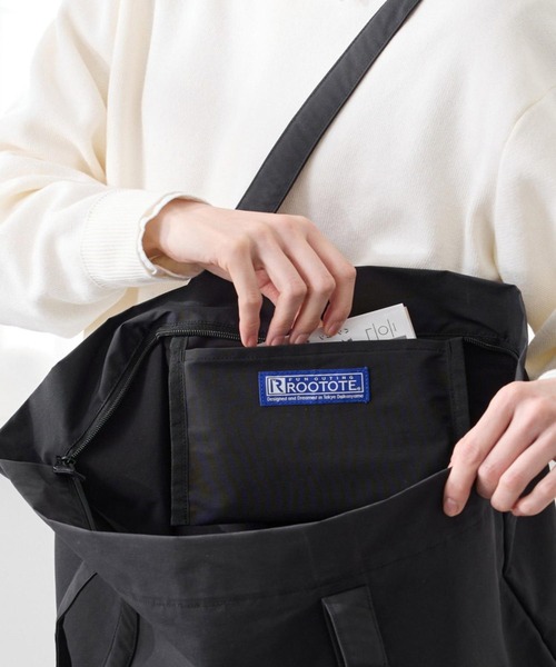 ROOTOTE（ルートート）の「ルートート / トートバッグ 大容量 撥水 軽量 1泊 旅行 キャリーオン 通勤 SC.グランデ.ジップ-B（トートバッグ・レディース・ブラック/グレー/レッド/タン・FREE）」の15枚目の写真