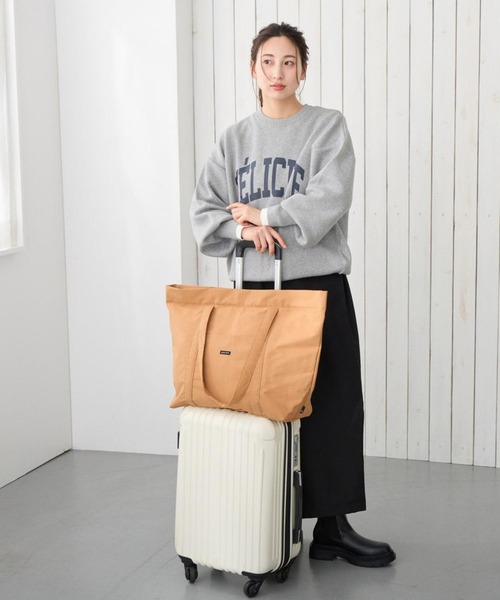 ROOTOTE（ルートート）の「ルートート / トートバッグ 大容量 撥水 軽量 1泊 旅行 キャリーオン 通勤 SC.グランデ.ジップ-B（トートバッグ・レディース・ブラック/グレー/レッド/タン・FREE）」の19枚目の写真