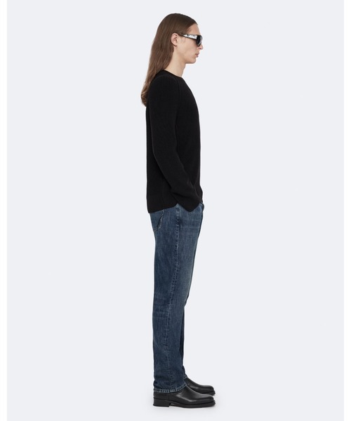 ALLSAINTS（オールセインツ）の「KIT ACID-WASHED COTTON CREW-NECK JUMPER | KIT アシッドウォッシュ コットン クルーネック ニット・セーター（ニット/セーター・メンズ・ブラック・S/M/L/XS）」の5枚目の写真