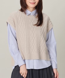 シャツ付ニットベスト