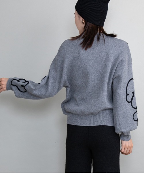 lodie(ロディ)の「アートモチーフ ハイネックニット(ニット/セーター・レディース・チャコールグレー/オフホワイト/ブラック・FREE)」の10枚目の写真