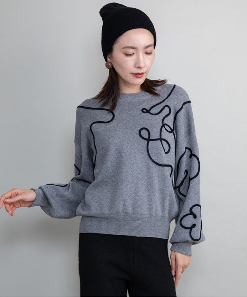 lodie(ロディ)の「アートモチーフ ハイネックニット(ニット/セーター・レディース・チャコールグレー/オフホワイト/ブラック・FREE)」の11枚目の写真