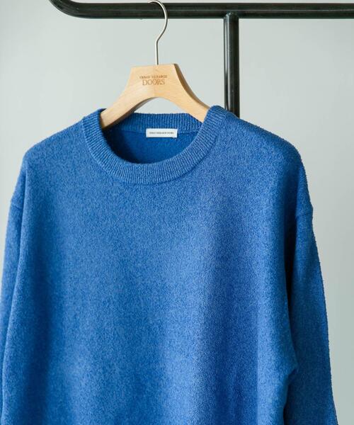 URBAN RESEARCH DOORS(アーバンリサーチドアーズ)の「ミニブークレ クルーネックニット(ニット/セーター・メンズ・ブラック/ブラウン/ブルー・MEDIUM/LARGE)」の1枚目の写真