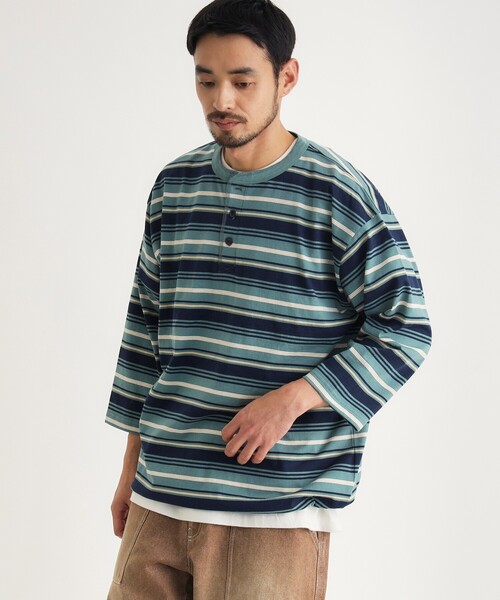 BACK NUMBER(バックナンバー)の「マルチボーダーヘンリーロンT(Tシャツ/カットソー・メンズ・ライトグレー系2/キャメル/グリーン系その他4・05/04/03)」の2枚目の写真
