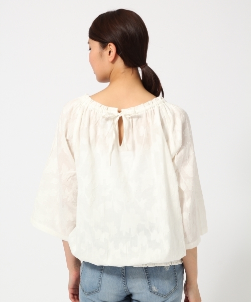 GLOBAL WORK（グローバルワーク）の「カットジャガードスモック7分袖/709289（シャツ/ブラウス・レディース・ブラウン/ホワイト/ネイビー/ライトブルー・LARGE/MEDIUM）」の6枚目の写真