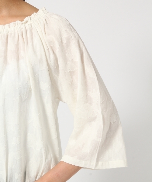 GLOBAL WORK（グローバルワーク）の「カットジャガードスモック7分袖/709289（シャツ/ブラウス・レディース・ブラウン/ホワイト/ネイビー/ライトブルー・LARGE/MEDIUM）」の8枚目の写真