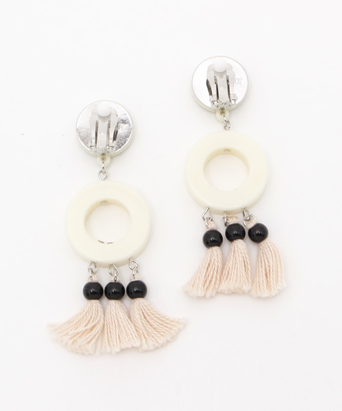SLY(スライ)の「ACRYLICタッセルEARRING(イヤリング・レディース・レッド/ミント/オフホワイト・FREE)」の4枚目の写真