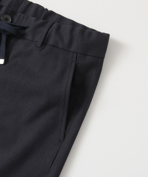 URBAN RESEARCH（アーバンリサーチ）の「UR TAILOR キャリーマンストレッチセットアップPT（その他パンツ・メンズ・グレー/ネイビー・MEDIUM/SMALL/LARGE）」の15枚目の写真