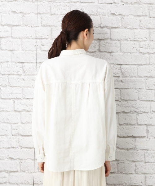 LEPSIM(レプシィム)の「オーバーサイズシャツLS 739456(シャツ/ブラウス・レディース・カーキ/オフホワイト/ブルー・FREE)」の12枚目の写真