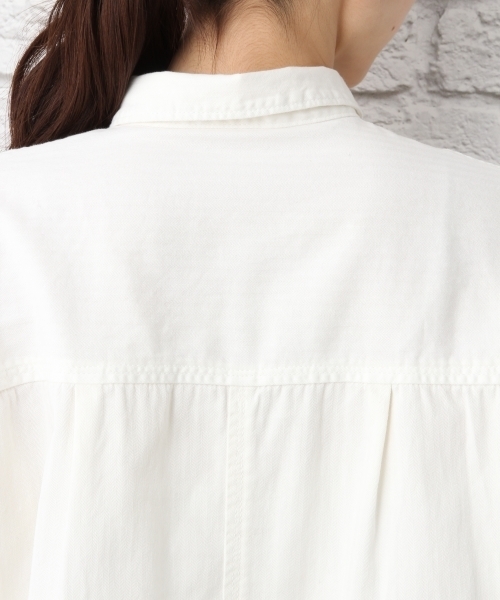 LEPSIM(レプシィム)の「オーバーサイズシャツLS 739456(シャツ/ブラウス・レディース・カーキ/オフホワイト/ブルー・FREE)」の9枚目の写真