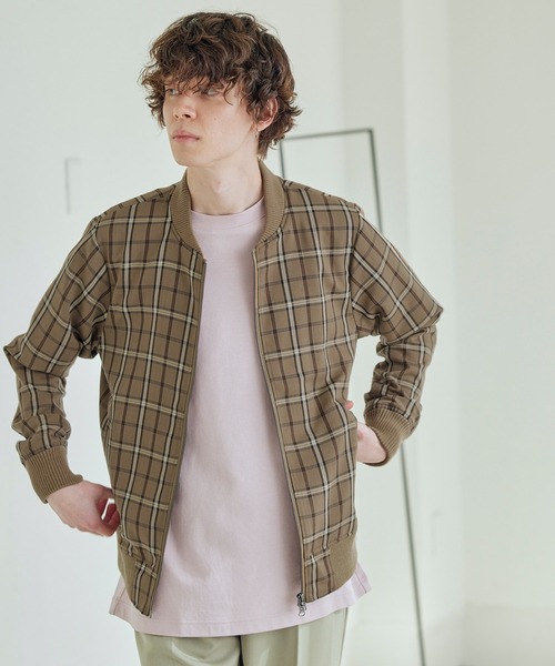 MONO-MART（モノマート）の「T/R アーバンミリタリー MA-1 ブルゾン(MONO-MART)（MA-1・メンズ・チャコールグレー/ベージュ/ネイビー/ブラック/オリーブ/ブラウン/インディゴブルー/ブラック系その他/パープル/キャメル/グレー/チェック/グレー系その他/ベージュ系その他2/ベージュ系その他3・M/L/XL）」の9枚目の写真