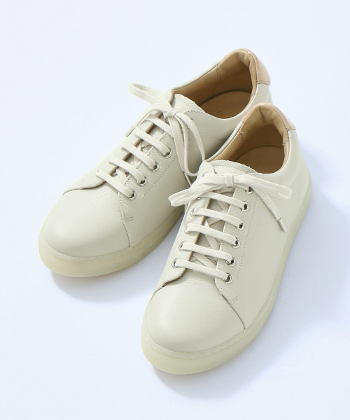 PAIRS IN PARIS（ペアーズインパリス）の「【ABAHOUSE×PAIRS IN PARIS/別注】レザーレースアップ（スニーカー・メンズ・ホワイト/ブラック・40/42/41）」の2枚目の写真