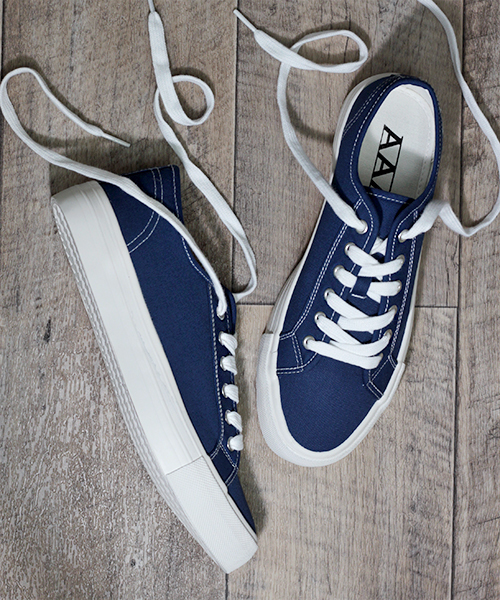 a サンエープラス の バルカナイズド製法 オーセンティックローカットスニーカー スニーカー Wear