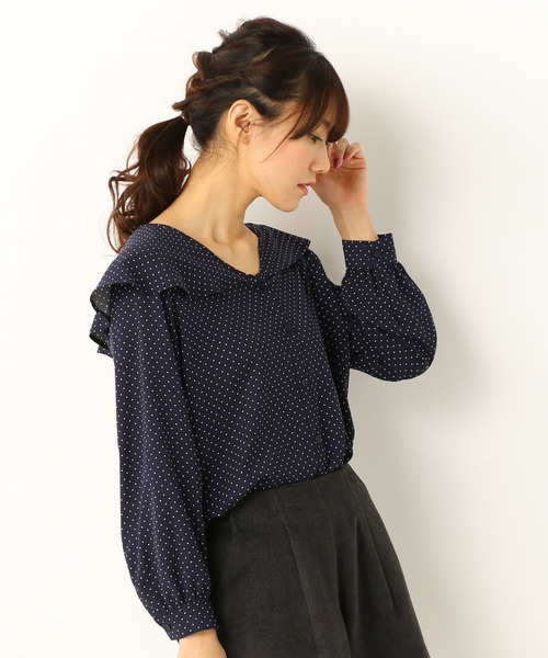 archives（アルシーヴ）の「ドットビッグフレア衿ブラウス（シャツ/ブラウス・レディース・ブラック/ネイビー/アイボリー・MEDIUM）」の3枚目の写真