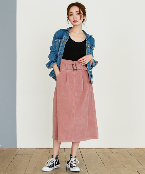 Luz Llena（ラズレナ）の「コーデュロイ ハイウエストロングスカート（スカート・レディース・ブラック/ピンク/ライトベージュ・MEDIUM）」の17枚目の写真