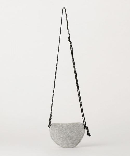 Gramicci（グラミチ）の「【WEB限定】Gramicci(グラミチ)別注パイルスーパーミニサコッシュバッグ（ショルダーバッグ・メンズ・パープル/グレー/ブラック/レッド・FREE）」の6枚目の写真