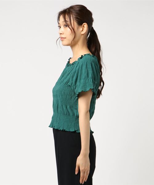 PAGEBOY（ページボーイ）の「シャーリングトップス（Tシャツ/カットソー・レディース・オフホワイト/ブラック/グリーン・FREE）」の4枚目の写真