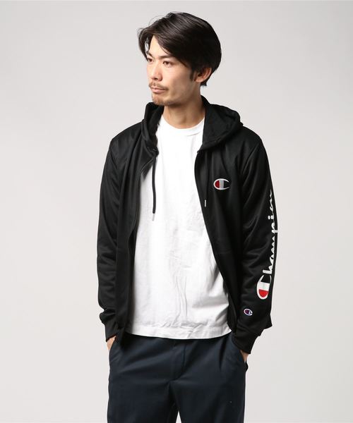 Champion(チャンピオン)の「【Champion/チャンピオン】メンズ TRAINING ジップパーカー(パーカー・メンズ・ホワイト/ブラック/ネイビー/グレー/カーキ/レッド系その他6・MEDIUM/LARGE/X-LARGE/SMALL/XX-LARGE)」の3枚目の写真