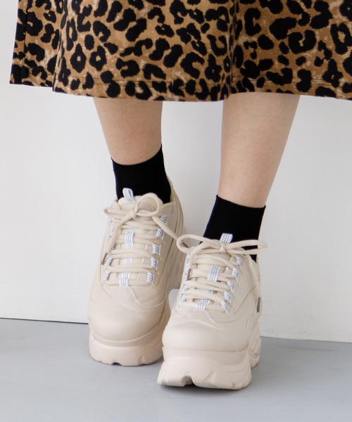 attagirl（アタガール）の「厚底レースアップスニーカー（スニーカー・レディース・ホワイト系その他/ブラック/シルバー/ベージュ/ゼブラ/ホワイト/ピンク/シルバー系その他/ホワイト系その他3/ブラック系その他3/シルバー系その他2・LL/S/M/L/3L）」の6枚目の写真