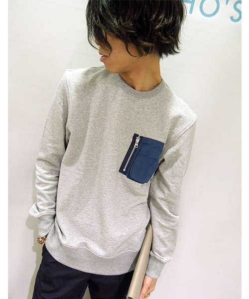 WHO'S WHO gallery（フーズフーギャラリー）の「MA-1ポケットクルーネック（スウェット・メンズ・グレー/アイボリー・LARGE/MEDIUM）」の2枚目の写真