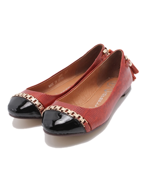 Jeffrey Campbell(ジェフリーキャンベル)の「チェーン付バレエシューズ(バレエシューズ・レディース・ブラック×ブラック/オレンジ/ベージュ系その他/グリーン系その他/ピンク系その他・36/37/38/35)」の5枚目の写真