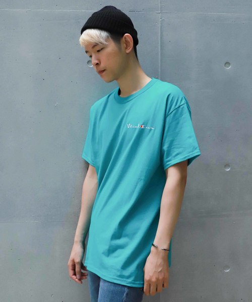 MINTCREW（ミントクルー）の「『MINTCREW』MINTCREW LOGO Tee / ミントクルー ワンポイント ロゴ Tシャツ（Tシャツ/カットソー・メンズ・ホワイト/ブラック/オレンジ/グリーン/イエロー/ライトイエロー・SMALL/MEDIUM/LARGE/X-LARGE/XX-LARGE）」の17枚目の写真
