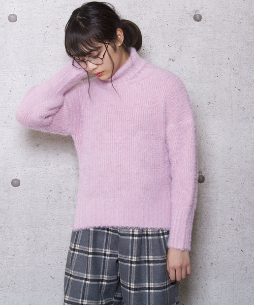 Jewelobe(ジュエローブ)の「タートルネックシャギーニットトップス(ニット/セーター)」|ピンク