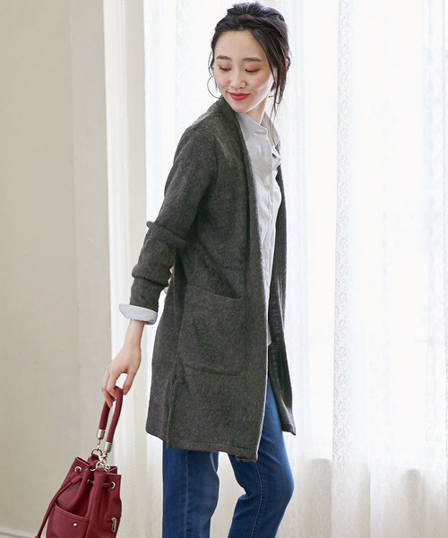 BELLUNA（ベルーナ）の「ウール入りシャギー素材カーディガン（ノーカラージャケット・レディース・チャコールグレー/ライトグレー/ベージュ系その他・MEDIUM/LARGE/X-LARGE）」の10枚目の写真