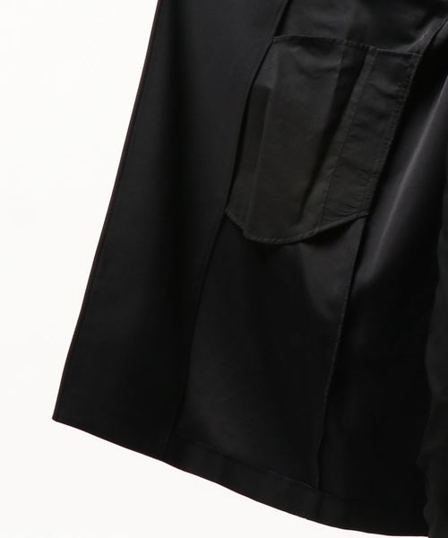 NARACAMICIE(ナラカミーチェ)の「ナチュラルバックサテンコート(トレンチコート・レディース・ブラック/ベージュ・MEDIUM/X-LARGE)」の13枚目の写真