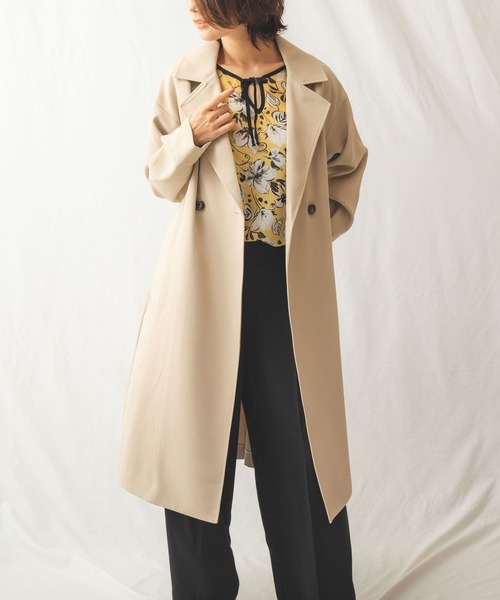 NARACAMICIE(ナラカミーチェ)の「ナチュラルバックサテンコート(トレンチコート・レディース・ブラック/ベージュ・MEDIUM/X-LARGE)」の2枚目の写真