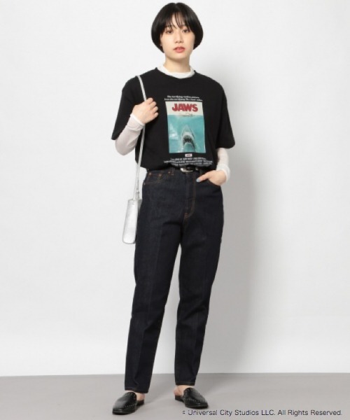 PAGEBOY(ページボーイ)の「JAWSシネマTEE(Tシャツ/カットソー・レディース・ブラック/チャコールグレー/オフホワイト・FREE)」の5枚目の写真
