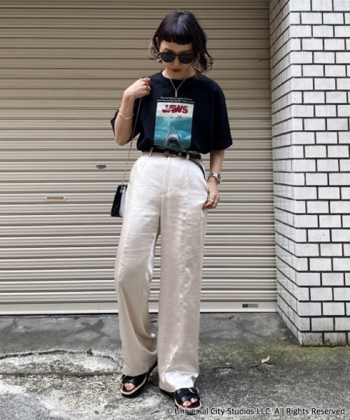 PAGEBOY(ページボーイ)の「JAWSシネマTEE(Tシャツ/カットソー・レディース・ブラック/チャコールグレー/オフホワイト・FREE)」の18枚目の写真