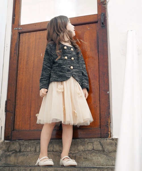 Rora（ローラ）の「ユミネ ツイード ジャケット（ノーカラージャケット・キッズ・ブラック・140cm/130cm/110cm/120cm/100cm）」の7枚目の写真