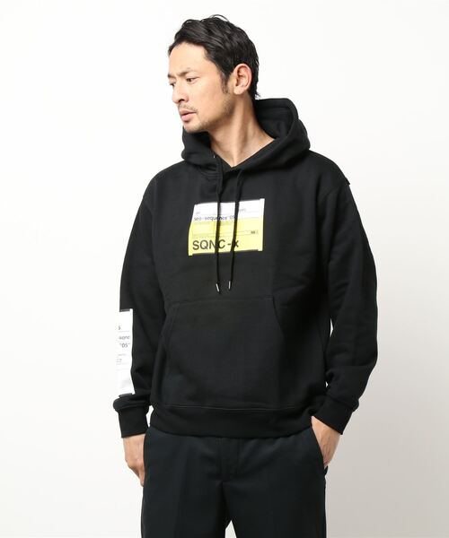 B ONE SOUL（ビーワンソウル）の「【B ONE SOUL/ビーワンソウル】プリントプルパーカー バックプリント　少しゆったりとしたサイジング（パーカー・メンズ・ブラック/ベージュ・MEDIUM/LARGE）」の2枚目の写真