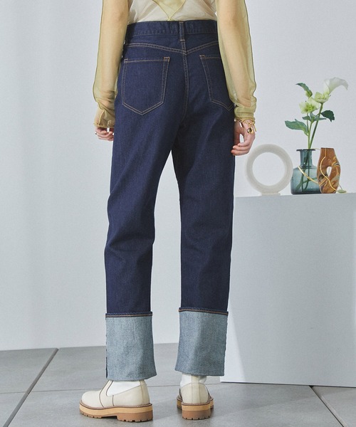 PUBLIC TOKYO(パブリックトウキョウ)の「モイストストレートデニム(デニムパンツ・レディース・ネイビー・2/3/4/1)」の7枚目の写真